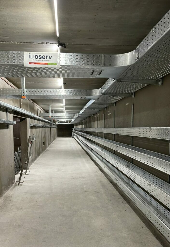 Câblage industriel en allée technique – supervision & automatisation